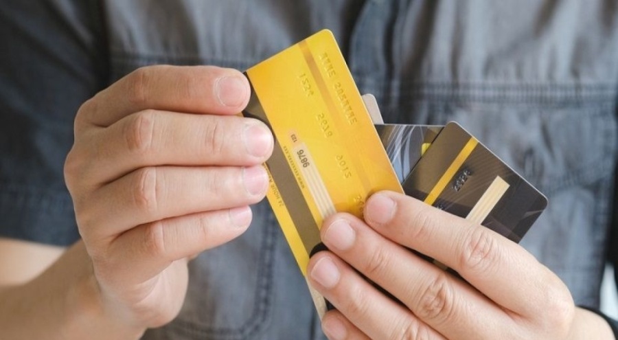 Bankalar ve zincir marketlere kazandırıyor! Komisyon esnafı yaktı