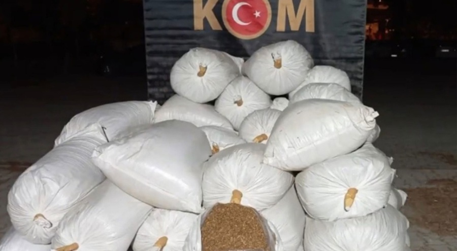 Tonlarca kaçak tütün ele geçirildi