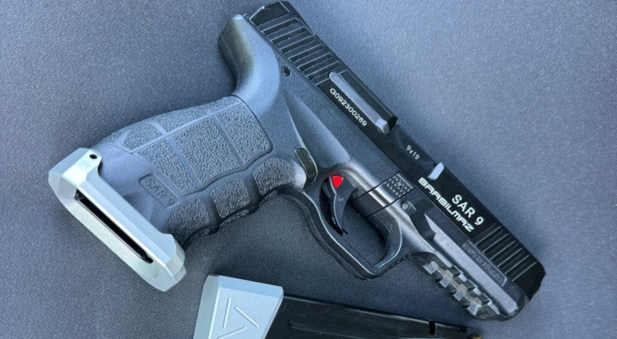 Uygulamada sahte polis ve MİT kimliğini kullanan sürücü gözaltına alındı