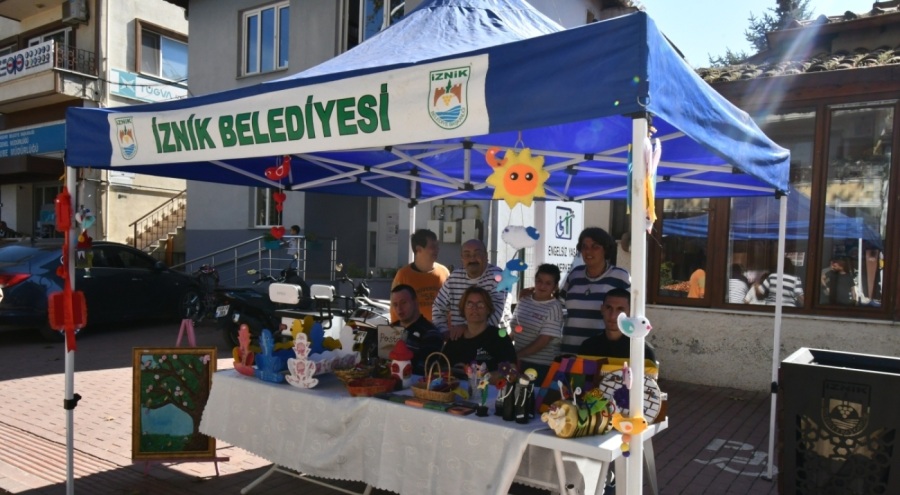 El emeği ürünleri İznik Panayırı'nda