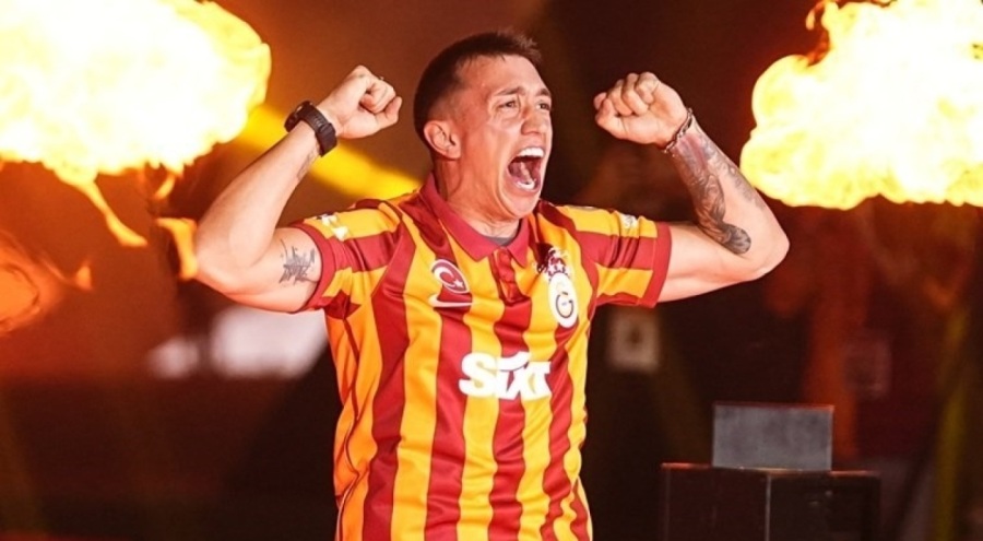 Muslera Galatasaray tarihine geçmeye hazırlanıyor