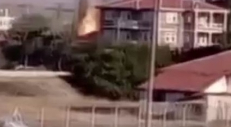 Doğalgaz borusu patladı! Alevler metrelerce yükseldi