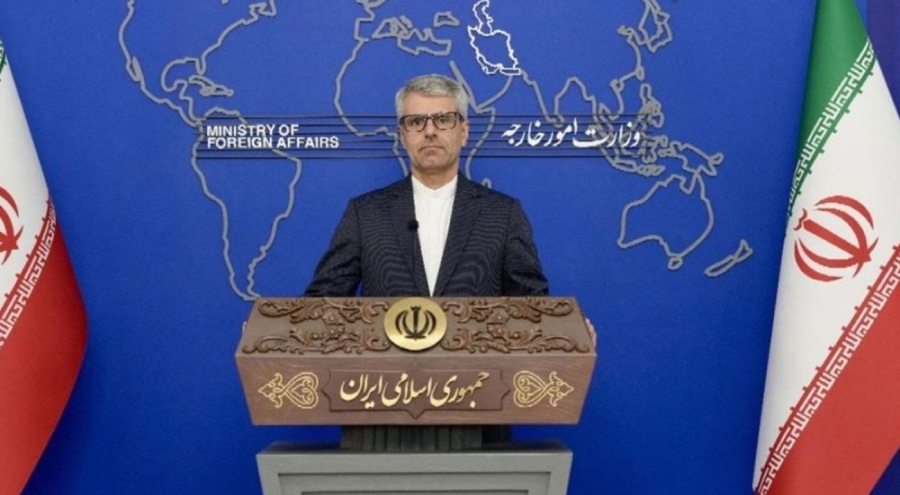 İran, İngiltere'nin suçlamalarını reddetti