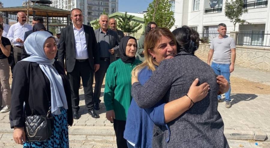 Kurtalan Belediyesi'nin DEM Partili Eş Başkanı gözaltında!