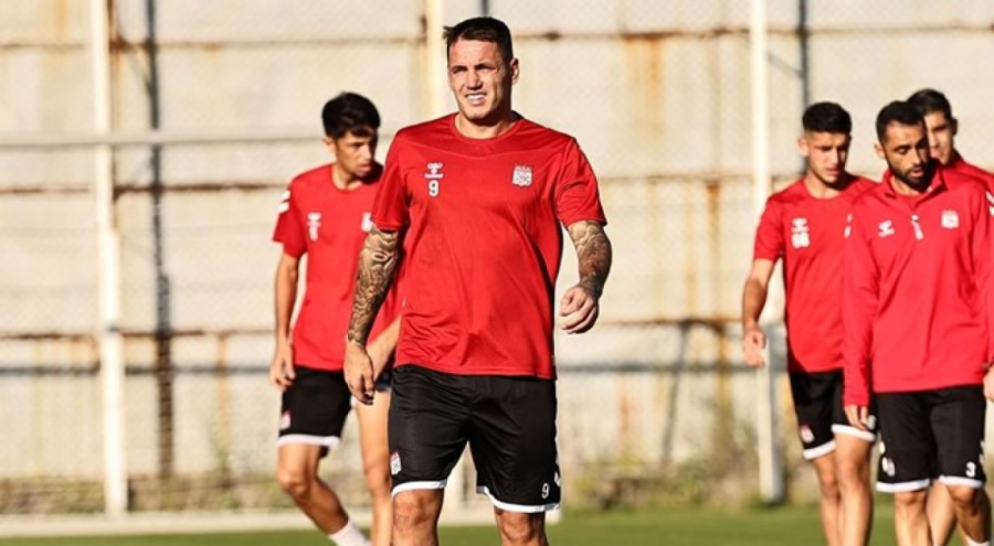 Sivasspor'da Rey Manaj antrenmanlara başladı