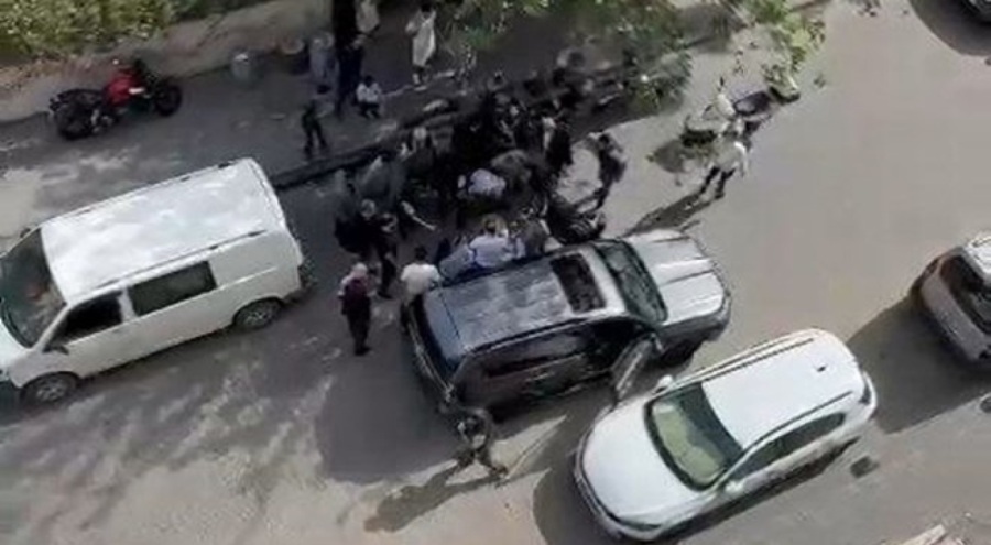 Karşıdan karşıya geçerken 10 yaşındaki kıza cip çarptı