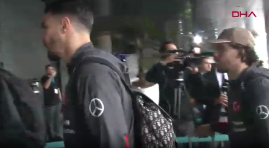 A Milli Futbol Takımı Karadağ maçı için Samsun'a gitti