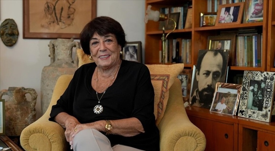 84 yaşındaki oyuncu Suna Keskin, 61. sanat yılını kutluyor