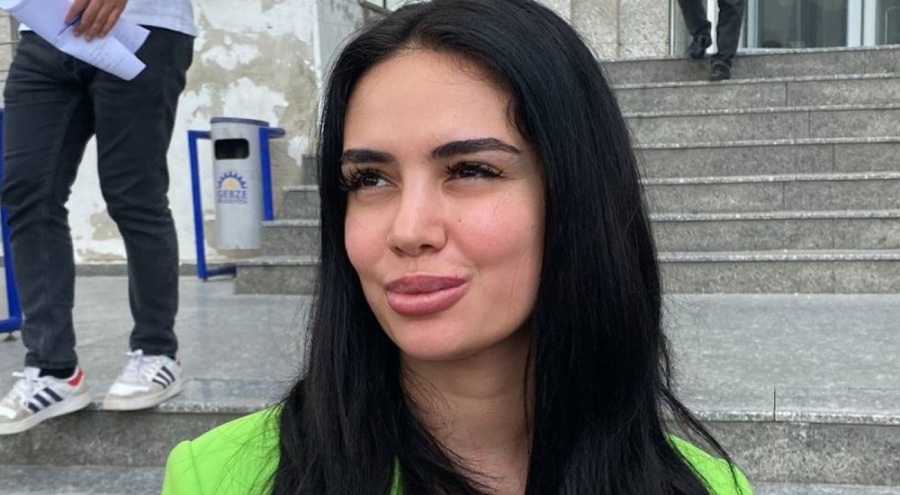 Mahkemeden karar çıktı: Sosyal medya fenomeni Ece Ronay'a para cezası!