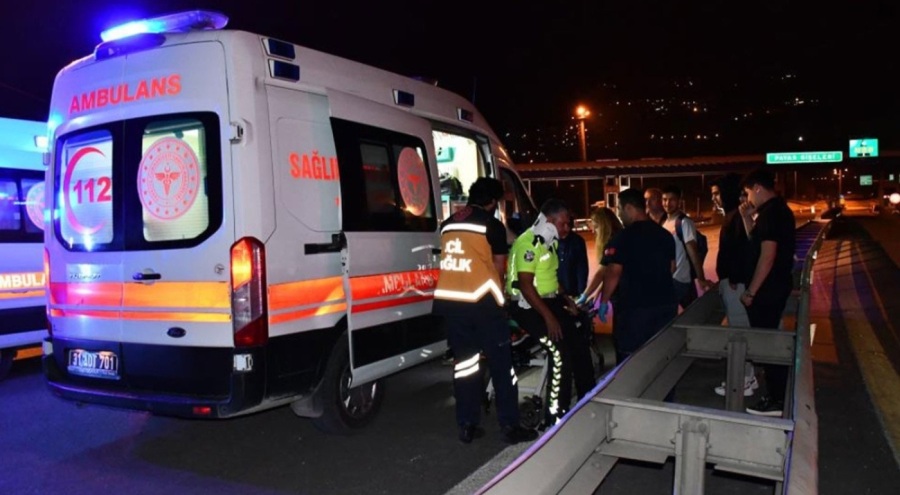 Dur ihtarına uymadı, polis memuruna çarptı