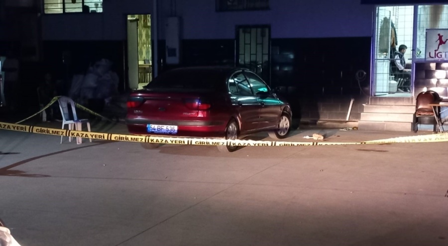 Amcasının oğlunu silahın kabzası ile darp etti