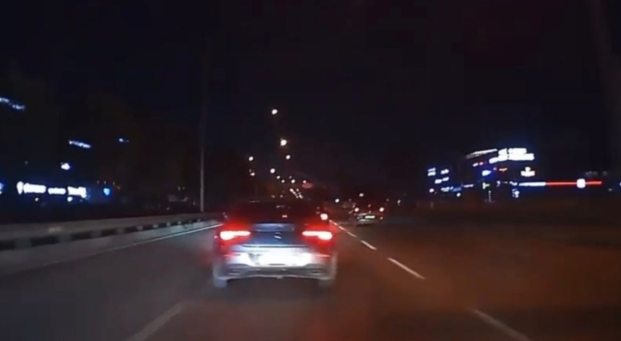 Bursa'da şerit ihlali işte böyle kaza getirdi!
