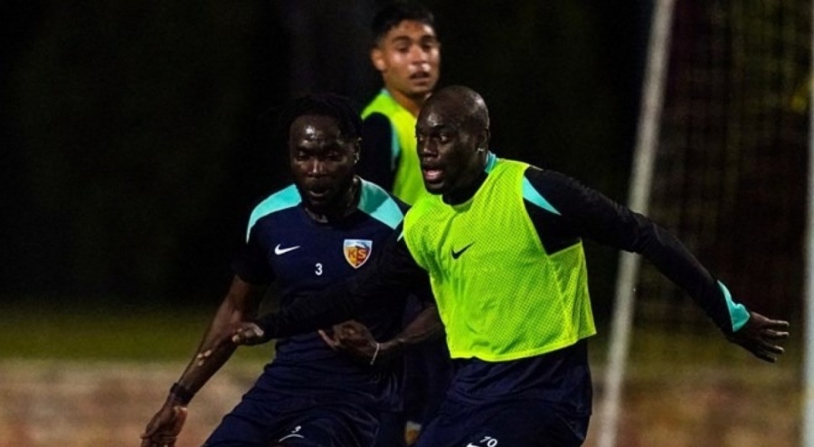 Kayserispor'da kadro dışı oyunculara af