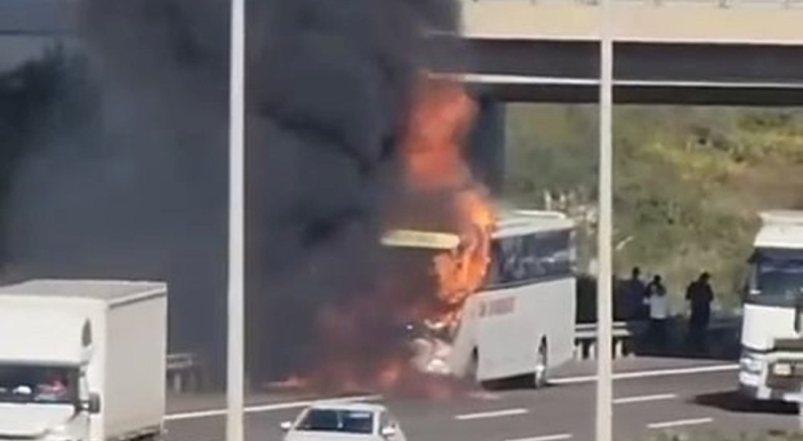 Otobüs cayır cayır yandı!