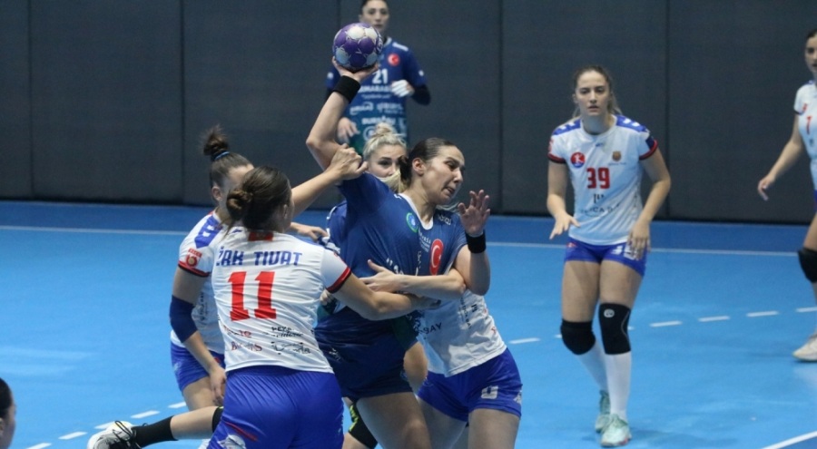 Bursa Büyükşehir Belediyespor, EHF Avrupa Kupası'nda 2.tur maçında tur kapısını araladı
