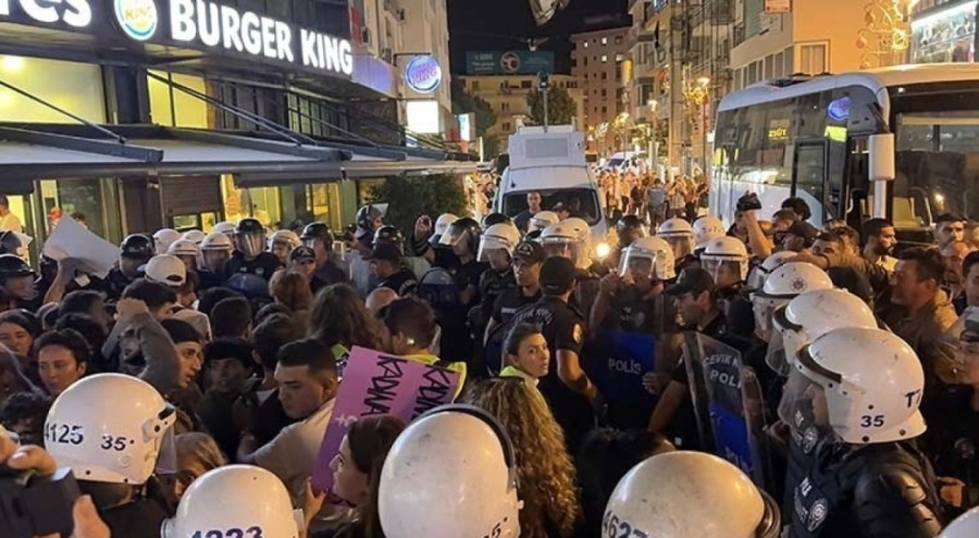 Yürüyüşe izin verilmedi, cadde kapatıldı!