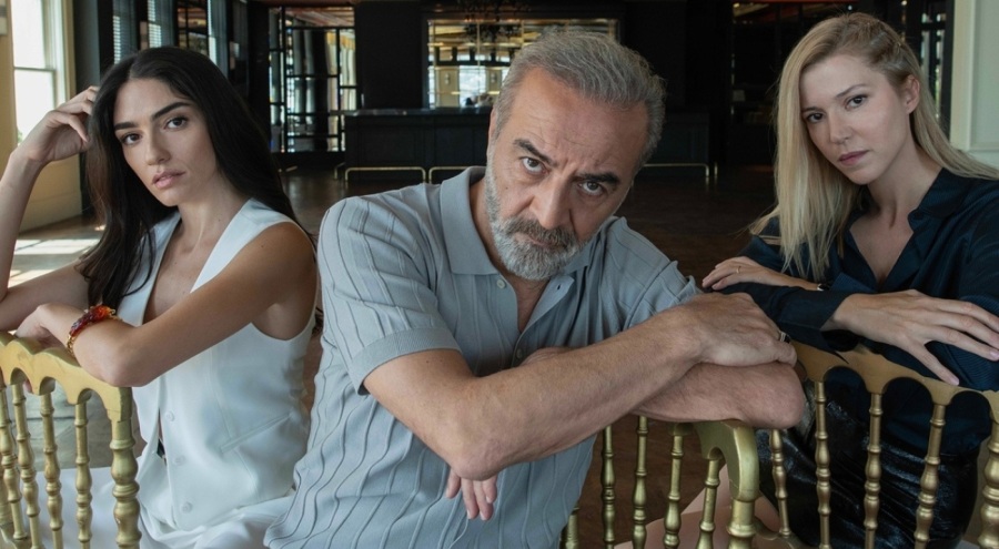 Yılmaz Erdoğan: Bir ülkede kadın mutlu değilse, kimse değildir