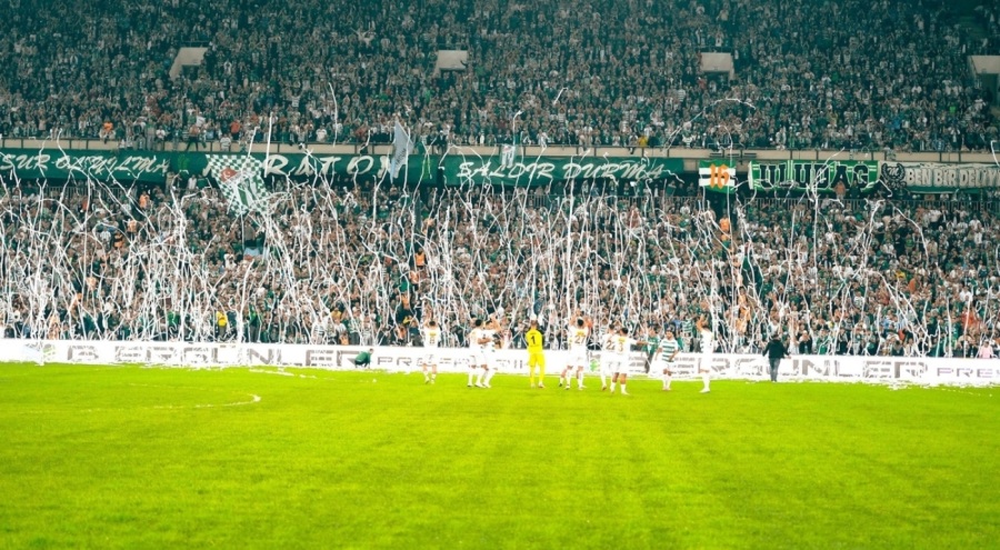 Bursaspor liderliğe yükseldi!