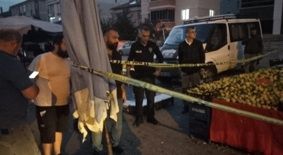 Kadın kıyafeti giyip pazarcıyı vurdu! Gözaltılar var