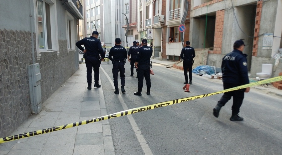 4'üncü kattan düşen kadın hayatını kaybetti