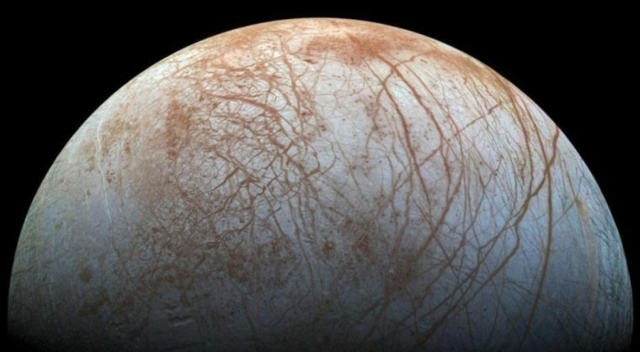 Jupiter'in uydusu Europa'da  'yaşamın izlerini' arayacak uzay aracı fırlatılıyor