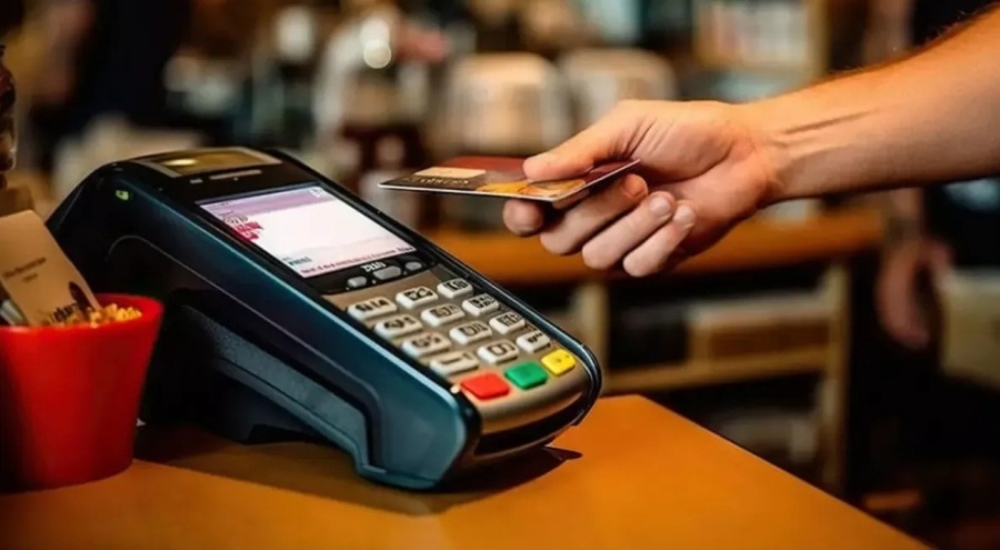 Kredi kartına 750 lira vergi payında geri adım gelebilir