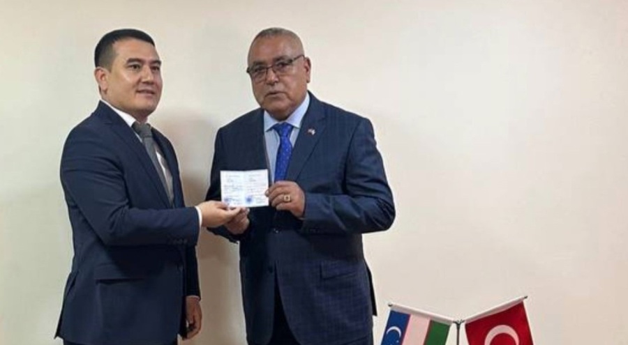 Özbekistan'dan Ali Baklan'a fahri vatandaşlık