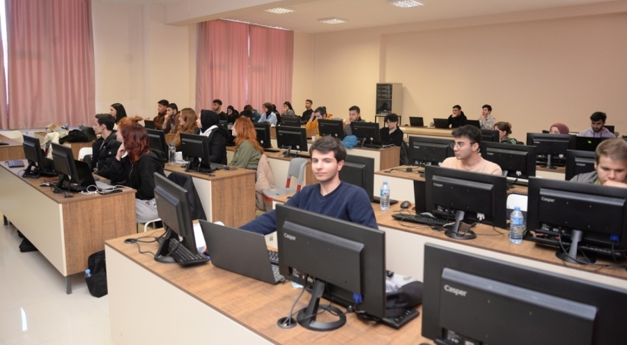 Coşkunöz Eğitim Vakfı'nın CEVHER Hibe Programı'nda yeni dönem başvuruları başladı
