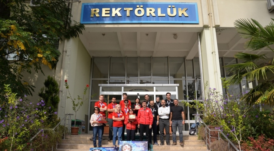 Bursa Uludağ Üniversitesi'ne TEKNOFEST'ten 5 ödül