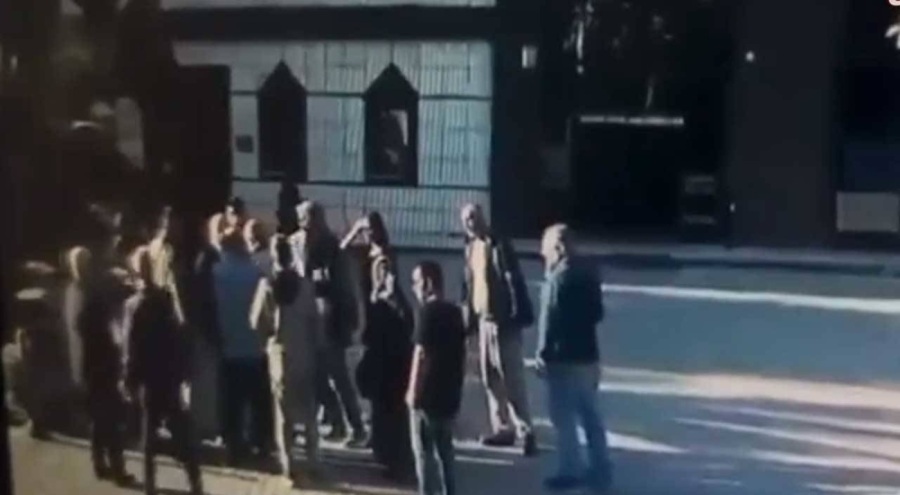 Garip Dede Cemevi'ne saldırıp Atatürk büstünü kırdı!