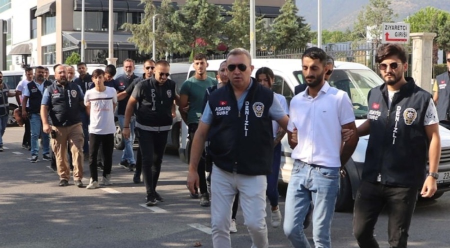 Pompalı tüfekle öldürülen Merve'nin katilinin ailesi sur vahşetiyle tehdit edildiğini söyledi