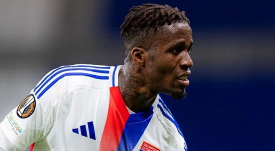 Olympique Lyon'dan Wilfried Zaha açıklaması!