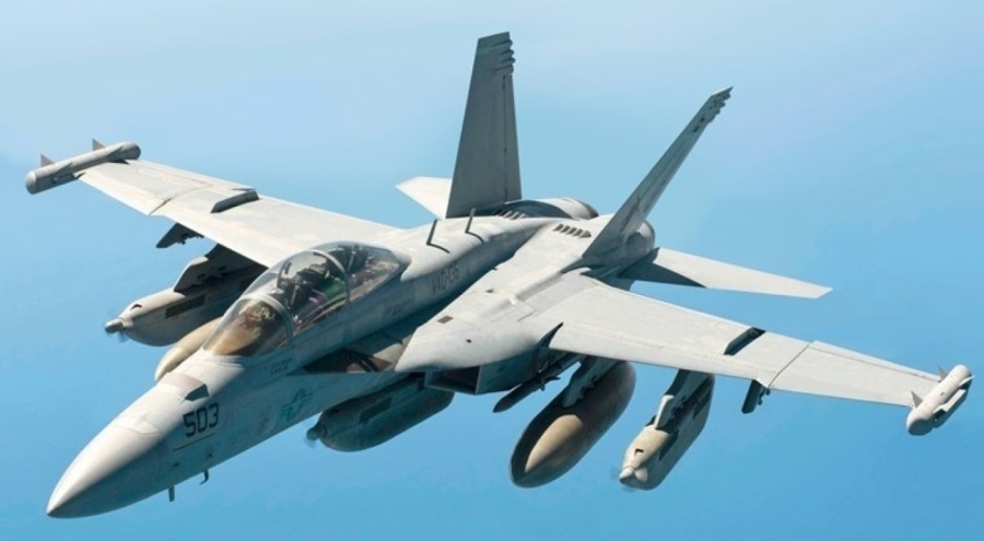 ABD'de savaş uçağı düştü!