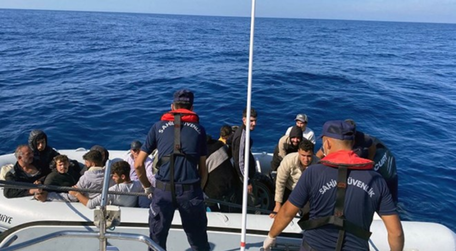 Bakanlık duyurdu: 4 yılda 1 milyondan fazla düzensiz göçmen yakalandı