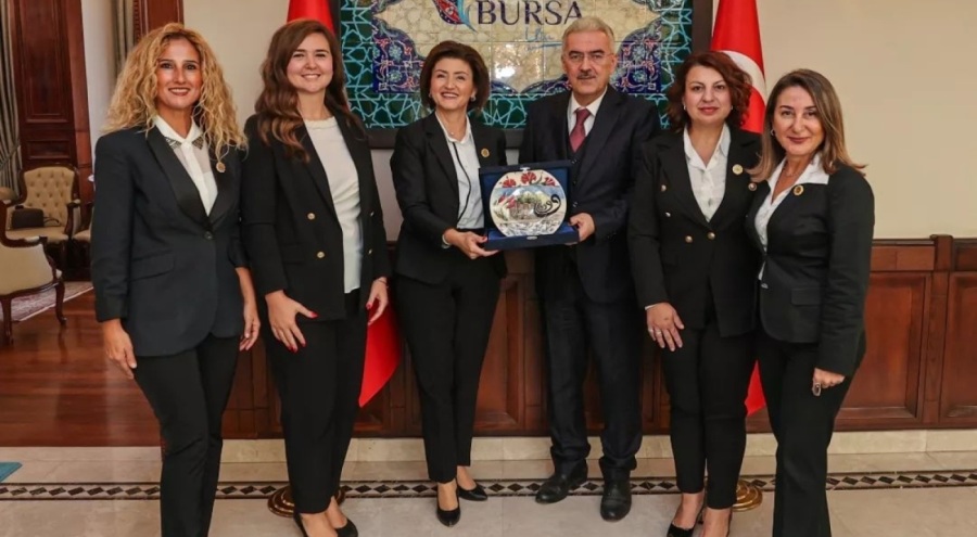 Bursa İş Kadınları ve Yöneticileri Derneği'nden Vali Ayyıldız'a ziyaret
