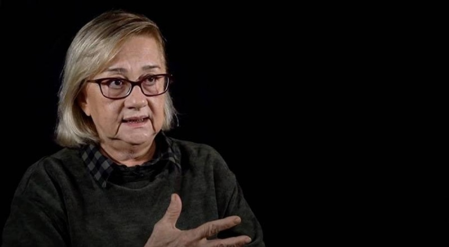 Mücella Yapıcı ve kızını çıplak aramaya maruz bırakan iki polise hapis cezası