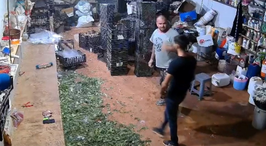 Tek yumrukla komaya giren çiçekçi hayatını kaybetti