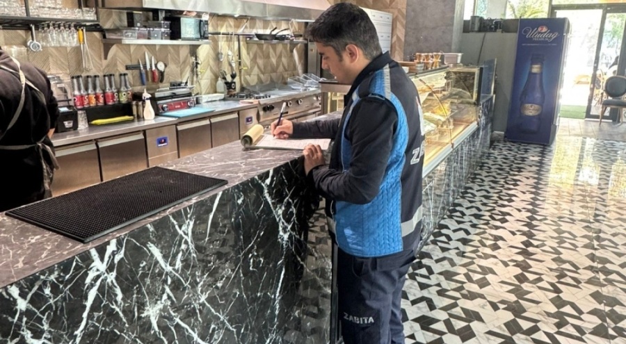 İnegöl'de zabıta ekipleri kafeleri denetledi