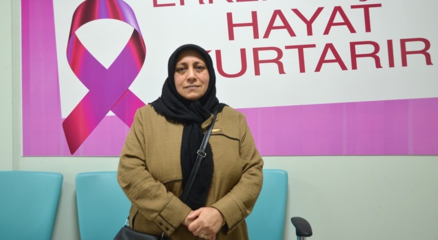 Bursa'da kardeşlerinin ısrarıyla yaptırdığı tarama sayesinde erken teşhisle kanseri yendi