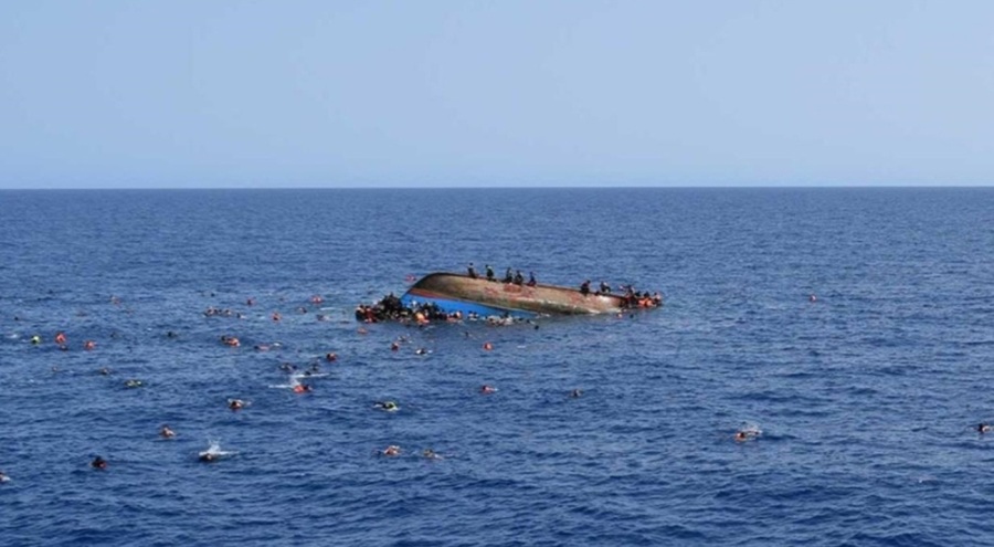 Manş Denizi'nde göçmen teknesi battı: 1 bebek hayatını kaybetti