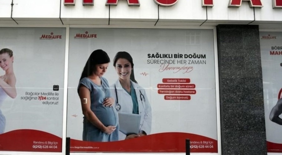 'Yenidoğan çetesi' skandalında adı geçen hastanenin camında 'pes dedirten' görsel!