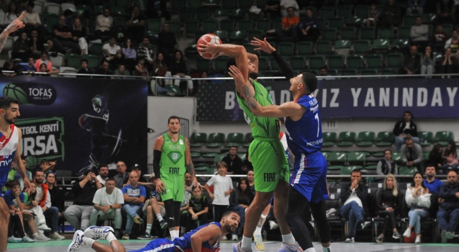 TOFAŞ  Onvo Büyükçekmece'yi 93-86'lık skorla mağlup etti