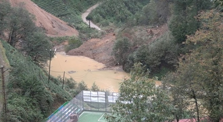 Rize Valiliği, sel ve heyelen uyarısı yaptı