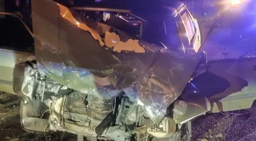 İki otomobil çarpıştı! 1 kişi öldü, 5 kişi yaralandı