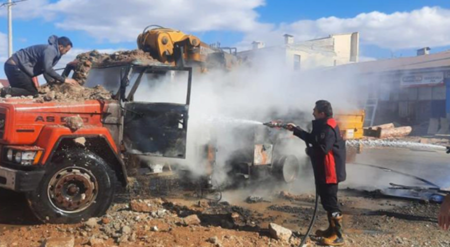 Kamyonda yangın çıktı!