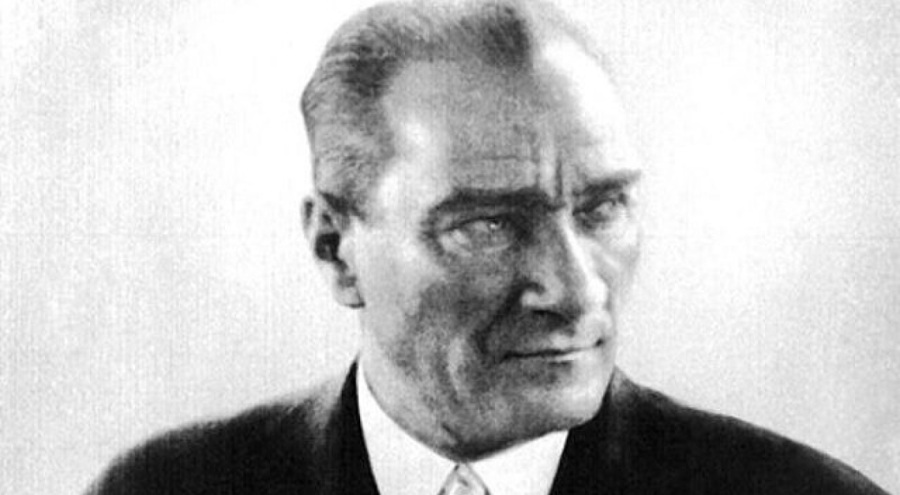 Bursa Büyükşehir Belediyesi, Atatürk Posteri dağıtacak