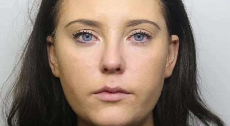 Babasının sevgilisinin müstehcen fotoğraflarını eskort sitelerine yükledi!