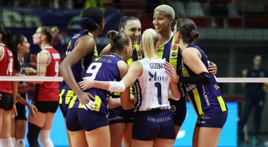 Voleybol derbisinde kazanan Fenerbahçe!