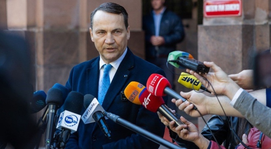 Radoslaw Sikorski, Rus Konsolosluğunu kapatma kararı aldığını duyurdu!