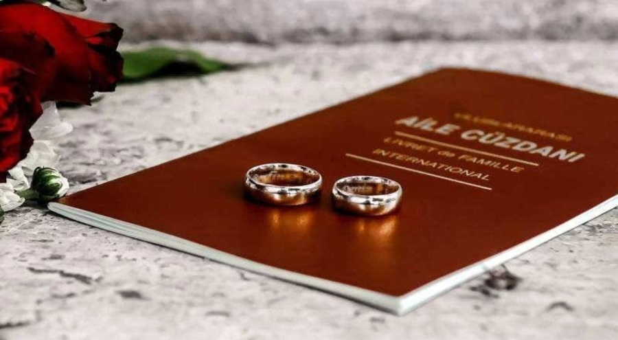 Medeni Kanun'da değişiklik! Boşanma davalarında bekleme süresi düşürüldü